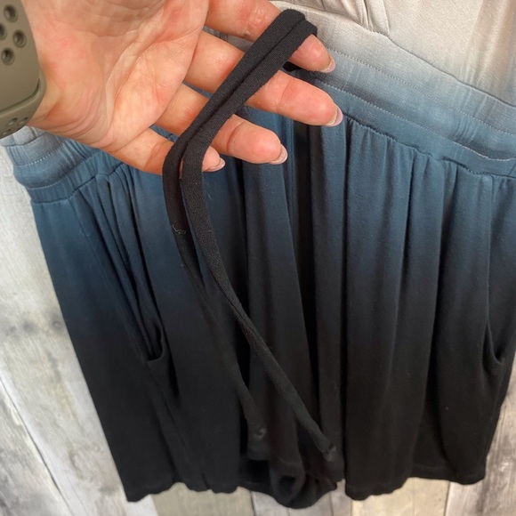 Young Fabulous & Broke Myla Ombré Brown and Navy Romper Size Small - Picture 10 of 13